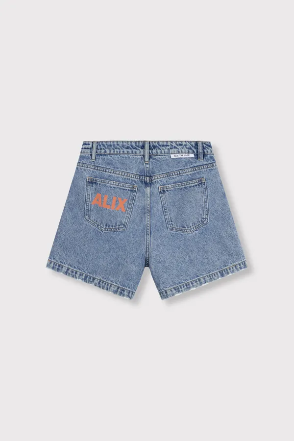 ALIX_THE_LABEL_BERMUDA_DENIM_SHORTS_DENIM_BLUE_3