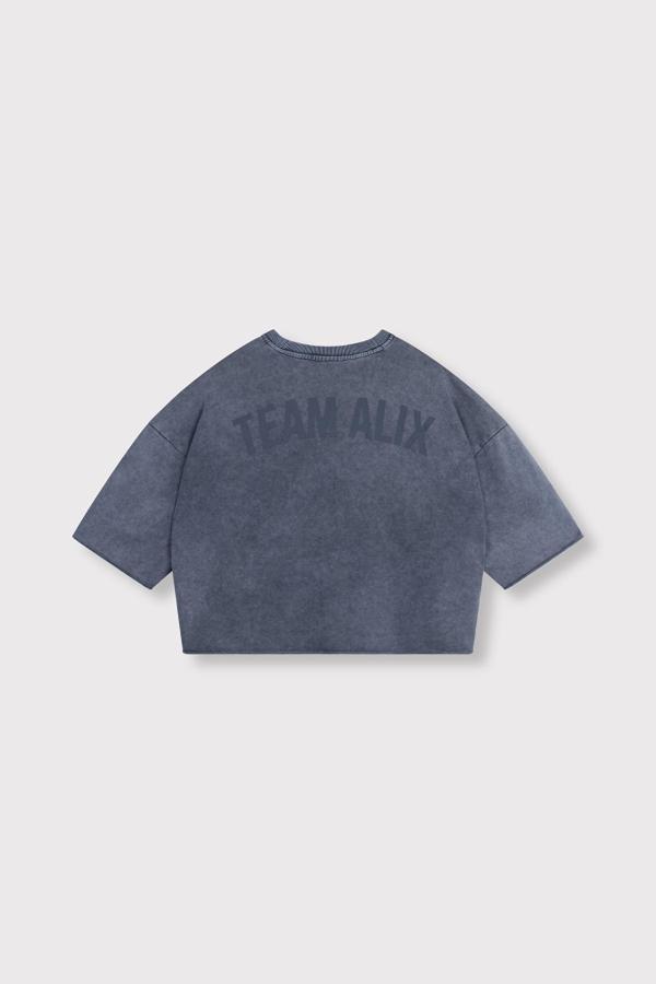ALIX_THE_LABEL_CUT_SEAM_SWEAT_T_SHIRT_NAVY_4