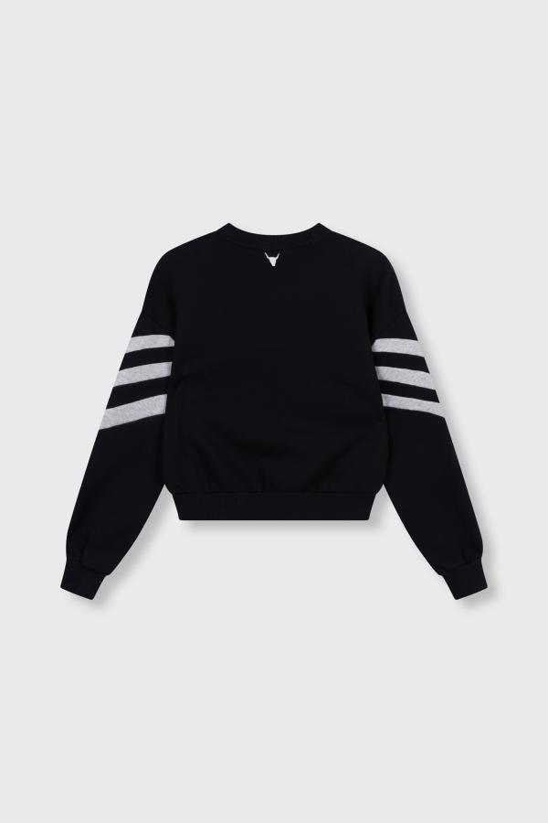 ALIX_THE_LABEL_Cropped_Sweater