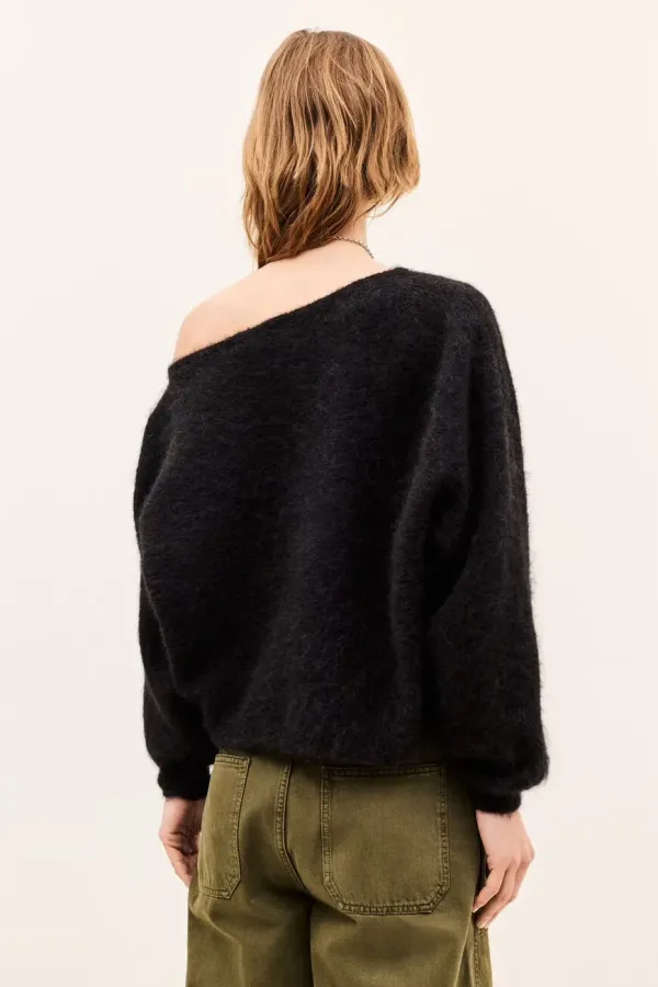 BASH_JUMPER_SUELA_NOIR_1