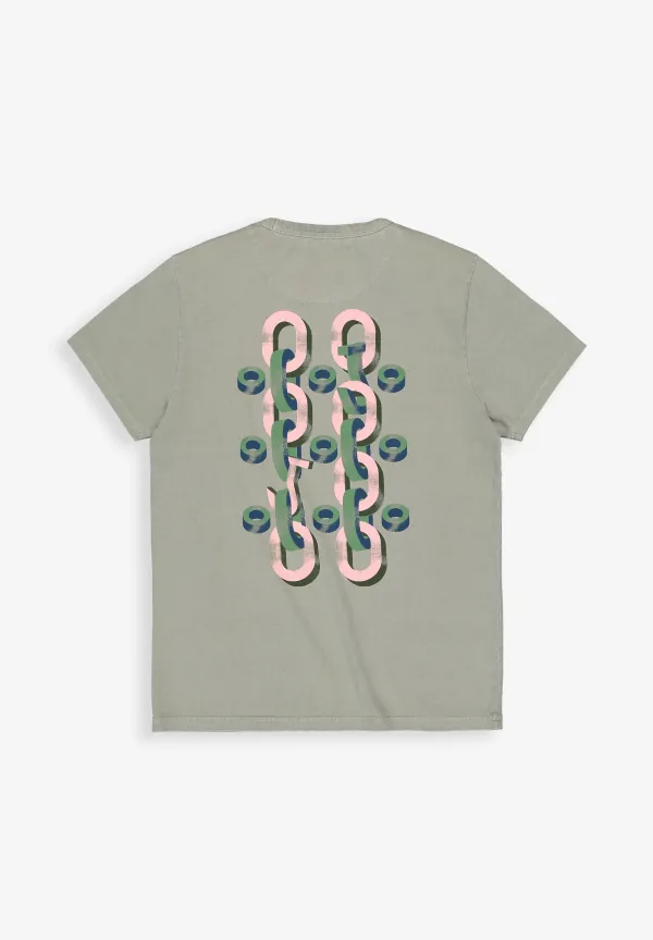 BUTCHER_OF_BLUE_Chain_hook_tee_Lt_seal_grey_1
