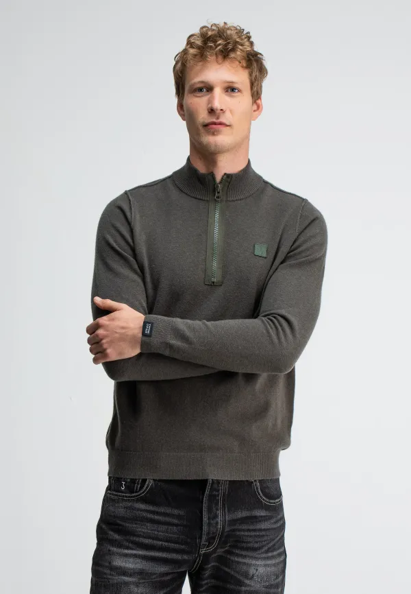 BUTCHER_OF_BLUE_Clifden_Halfzip_3
