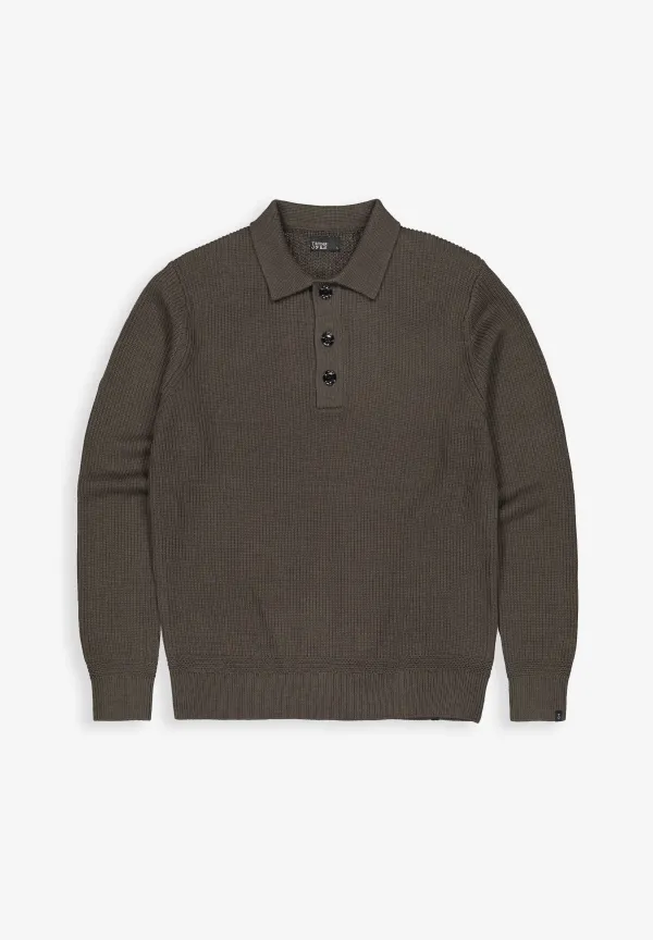 BUTCHER_OF_BLUE_Galway_Polo__3