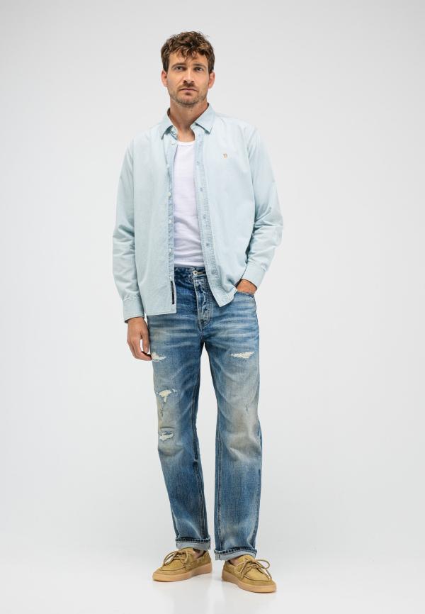 BUTCHER_OF_BLUE_Upton_Chambray_Shirt_2