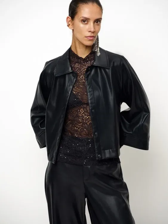 DANTE_6_NICYRA_LACE_TURTLE_NECK_TOP_DEEP_NAVY_4