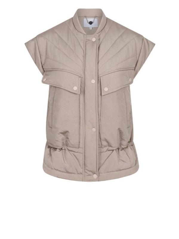 DANTE_6_Nisha_Puffer_waistcoat