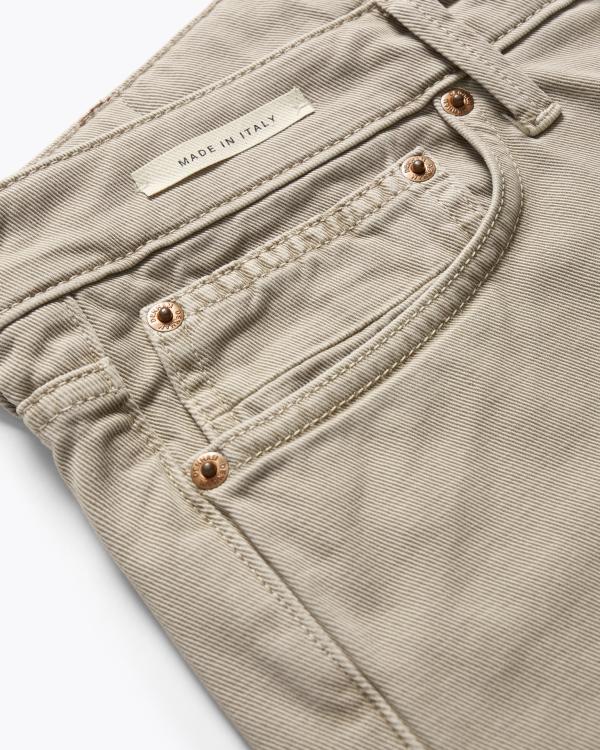 DENHAM_Razor_C_525_2