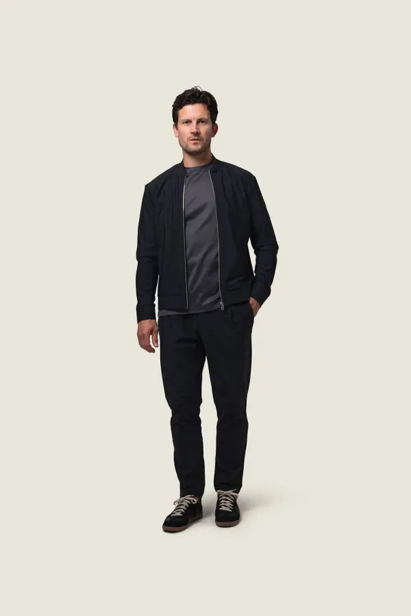 DUQUEZZI_DYNAMIC_BOMBER_JACKET_NAVY_2