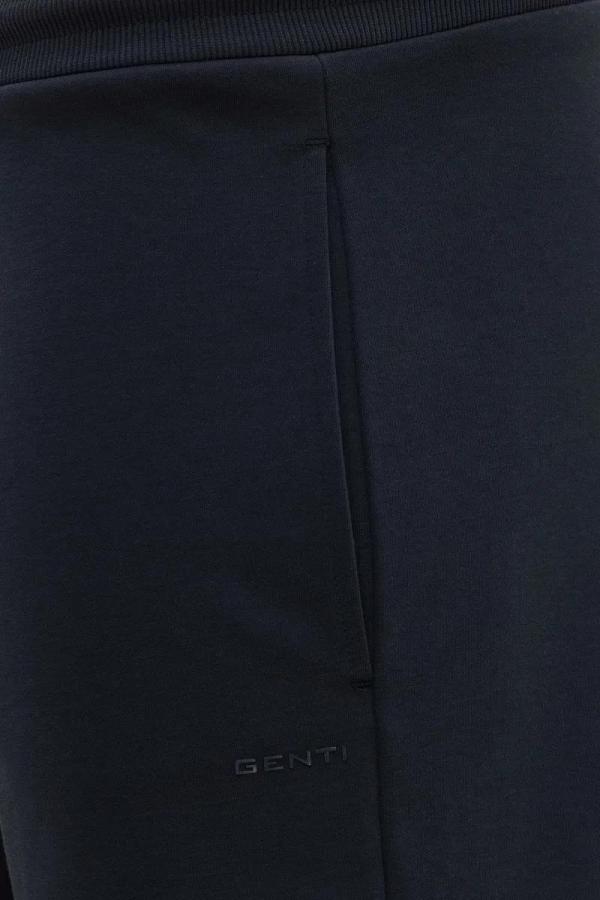 GENTI_TECH_SWEATSHORT_DONKERBLAUW_3