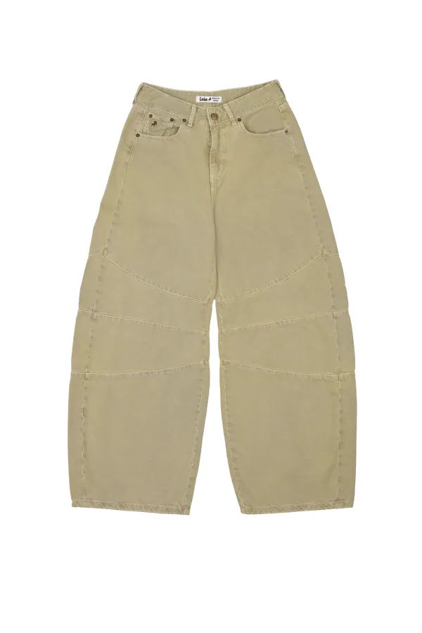 LOIS_SKATER_KNEE_OTAWA_VINTAGE