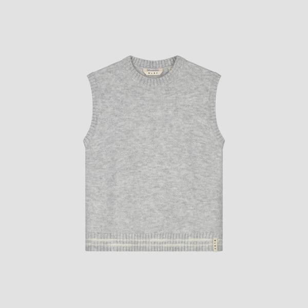 OLAF_Crafted_detail_knit_vest