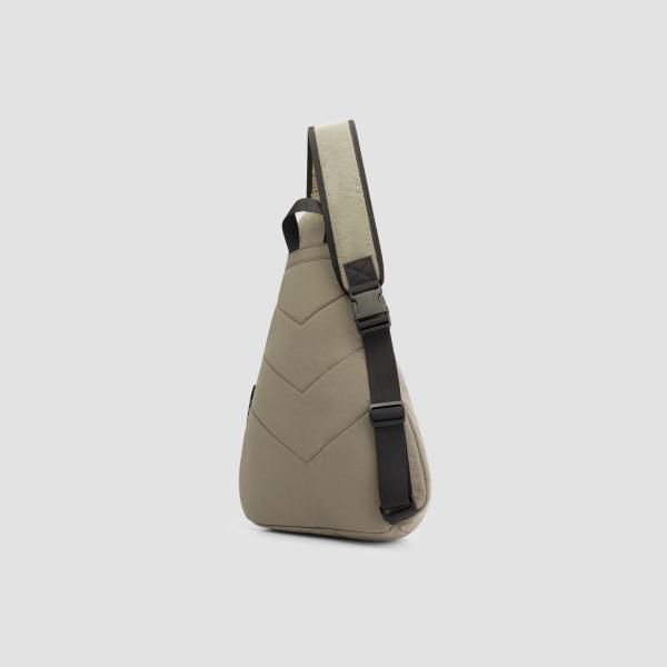 OLAF_Sling_bag_grey_3