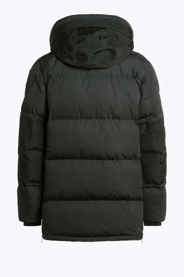 PARAJUMPERS_Harraseeket_Black_11