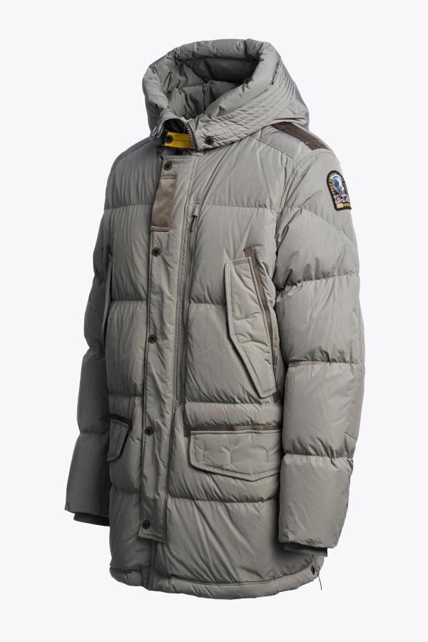 PARAJUMPERS_Harraseeket_Nowhere_1