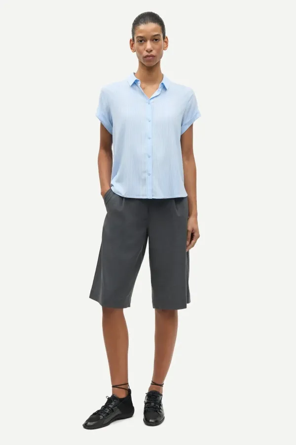SAMSOE_SAMSOE_SAHARPER_PLEAT_SHORTS_16054_OMBRE_BLUE_2