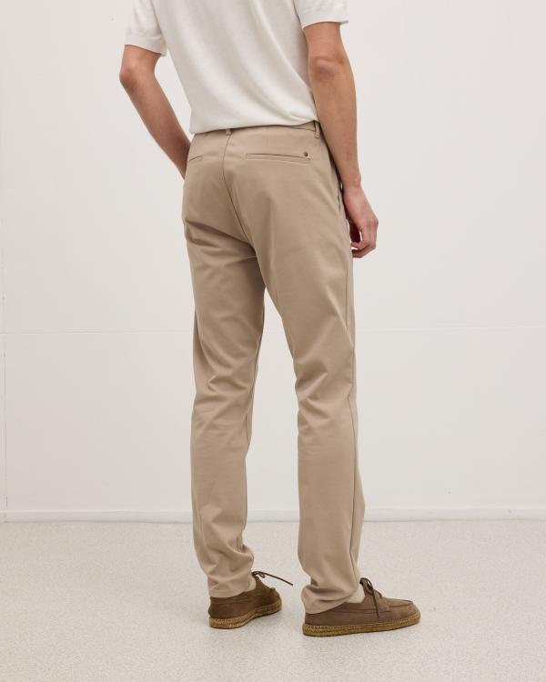 The_GoodPeople_Beige_heren_broek_Bruno_2