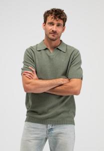 BUTCHER_OF_BLUE_Boucle_Knit_Polo_5